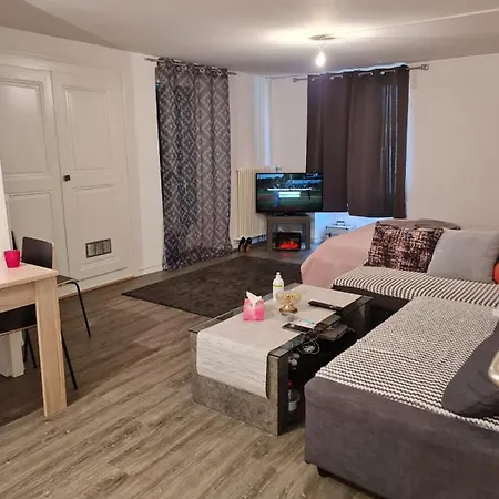 Apartment - 3minutes From